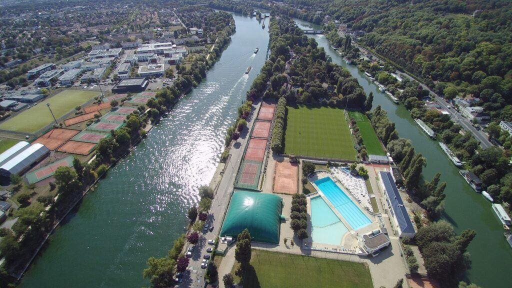 Bougival – Centre sports et loisirs de la Banque de France, image 1